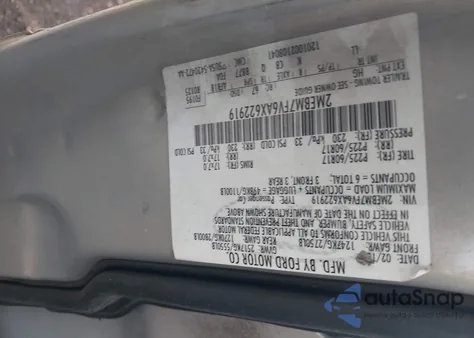 2010 Mercury Grand Marquis Ls (Fleet Only) z USA, uszkodzony, nr VIN 2MEBM7FV6AX622919